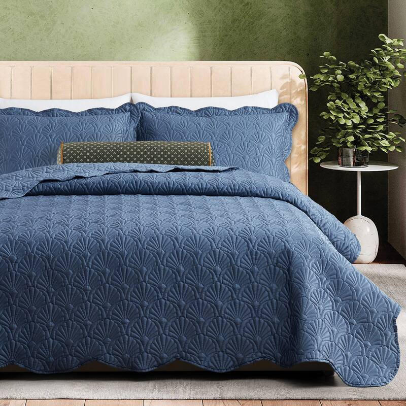 Ted Baker Deco Shell Quilt Set - Queen - Sapphire Blue