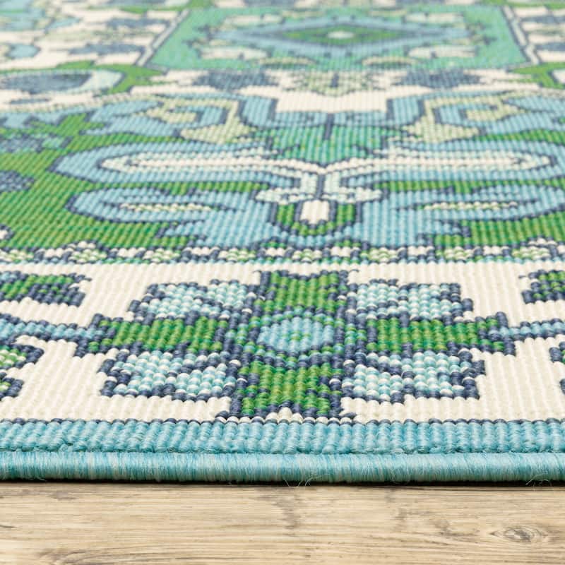 Miramar Oriental Medallion Blue/ Green Indoor/Outdoor Area Rug