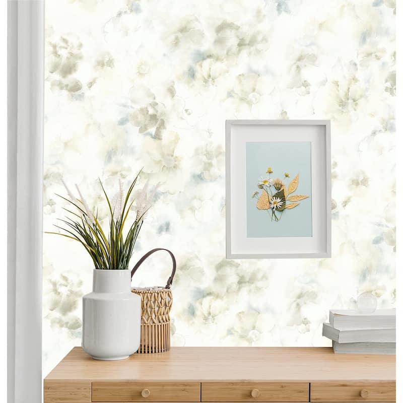 Seabrook Designs Sanela Watercolor Flowers Unpasted Wallpaper