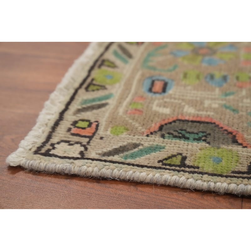 Hand Knotted Oriental 100% Wool Carpet Traditional Floral Beige & Ivories Tabriz Area Rug - 9' 7'' X 6' 7''