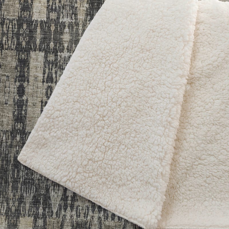 Premium Machine Washable Modern Moroccan Sherpa Throw Blanket