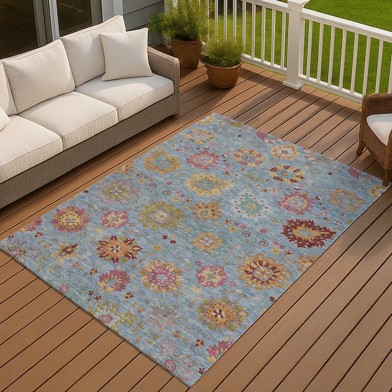Machine Washable Indoor/ Outdoor Traditional Kashan Chantille Rug - Blue - 2'6" x 3'10"