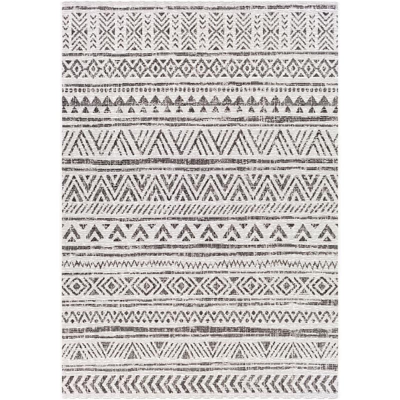 Livabliss Powlett Vintage Southwestern Indoor/ Outdoor Area Rug