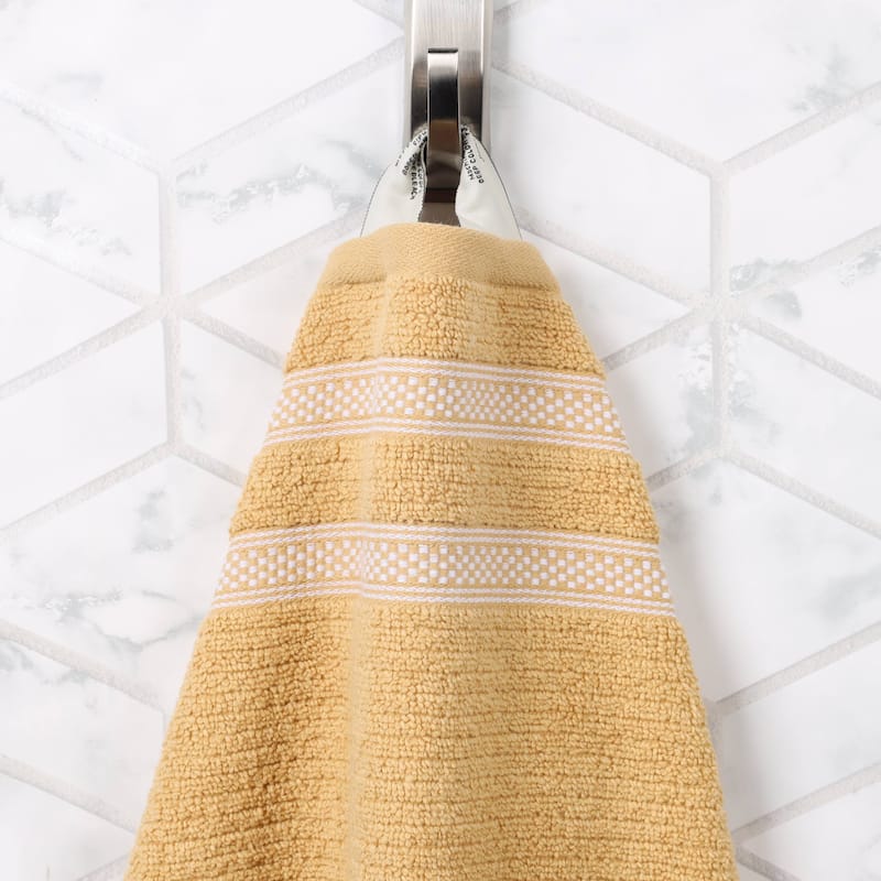 Superior Brea Zero Twist Cotton Ribbed Modern Bath Towel Set of 3