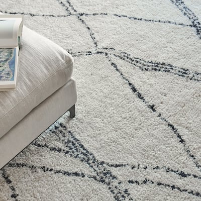 EXQUISITE RUGS Tahoe Hand-knotted Wool Ivory/Black Area Rug.