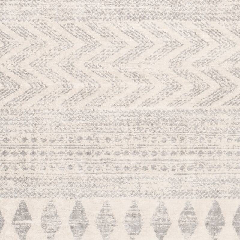Livabliss Galio Global Chevron Area Rug