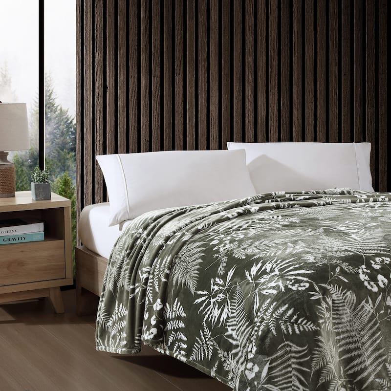 Eddie Bauer Ultra Soft Plush Fleece Bed Blanket