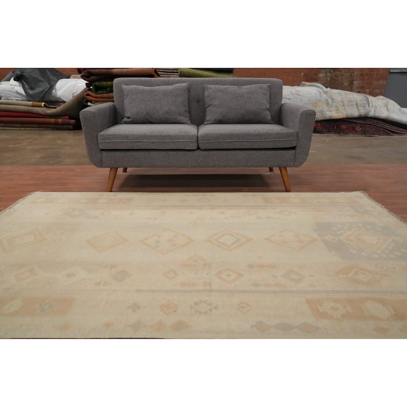 Hand Woven Oriental 100% Wool Carpet Southwestern Tribal Beige & Ivories Kilim Area Rug - 8' 1'' X 5' 2''