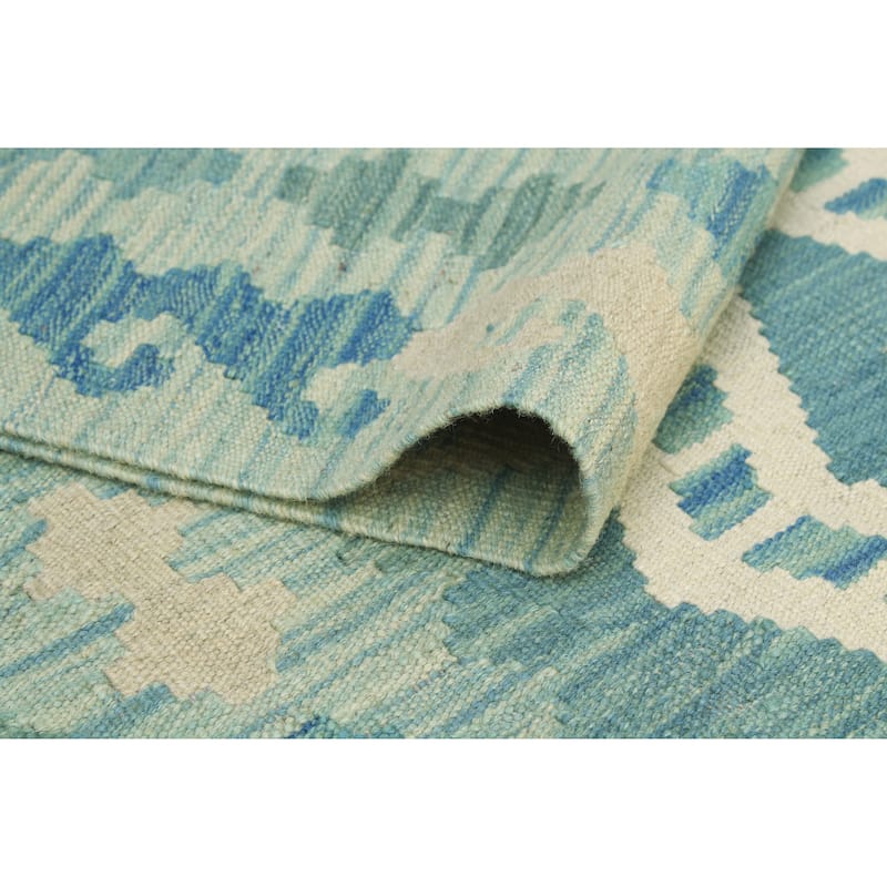 Flatweave Nowa Blue/Ivory Rug - 5'9" x 8'2"