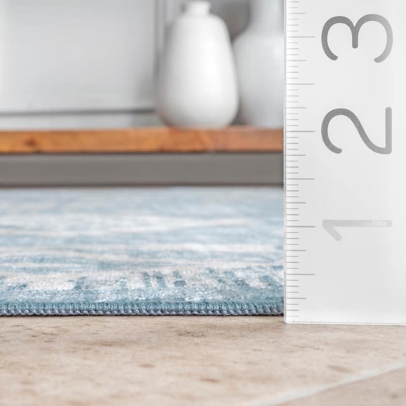 Nuloom Venice Fringed Area Rug