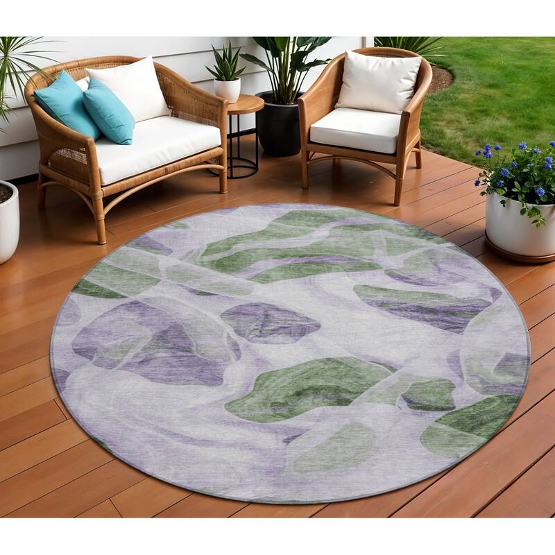 HomeRoots Abstract Transitional Rectangle Outdoor Rug - 3' x 5'