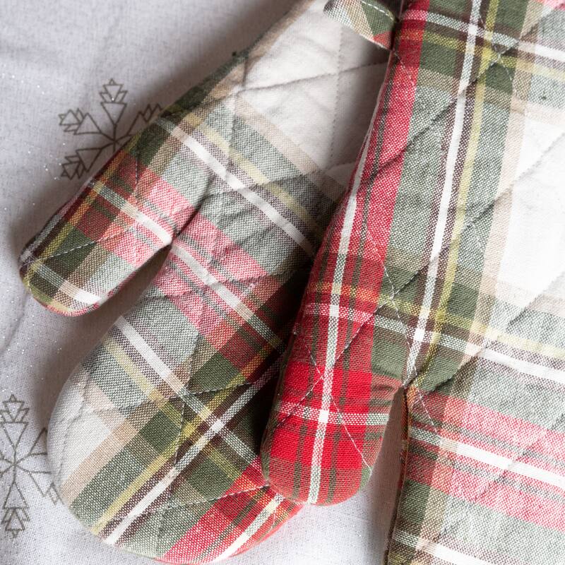 Fabstyles Celebration Plaid Set of 2 Terry Cotton Oven Mitt - 7x12