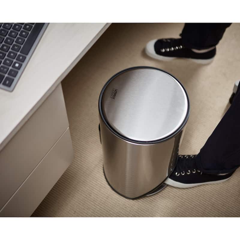 Joseph Joseph Arc 10-liter Slimline Pedal Trash Can (2.6 US Gallons)
