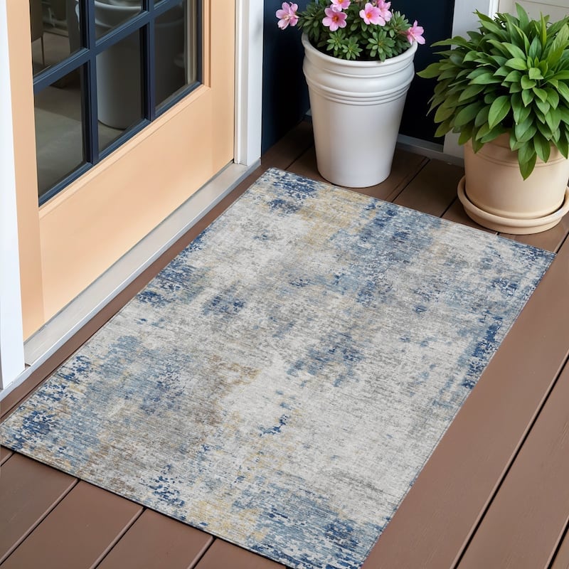 HomeRoots Abstract Transitional Rectangle Outdoor Rug - 3' x 5'