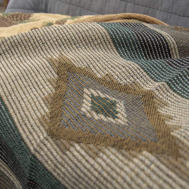 Donna Sharp Matelasse Throw Blanket