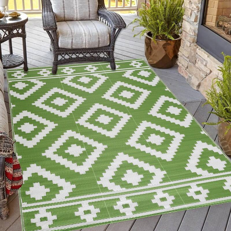 Playa Rug Outdoor Recycled Reversible Plastic Folded Mat/Rug Milan Collection Lightweight & Weather, Water and UV Resistant