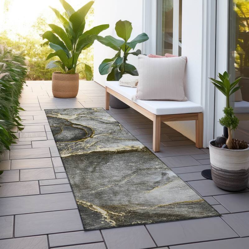 Machine Washable Indoor/ Outdoor Abstract Chantille Rug