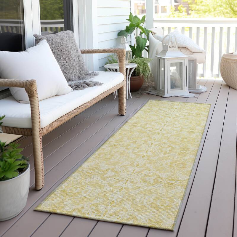 Machine Washable Indoor/ Outdoor Chantille Traditional Medallions Rug - Gold - 2'3" x 7'6"