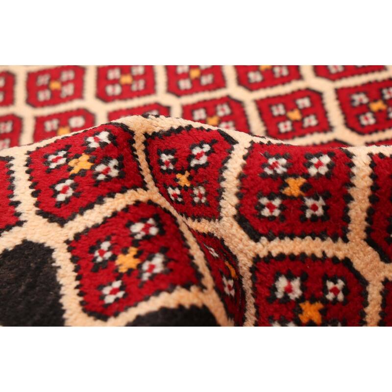 ECARPETGALLERY Hand-knotted Baluch Red Wool Rug - 4'1 x 6'8