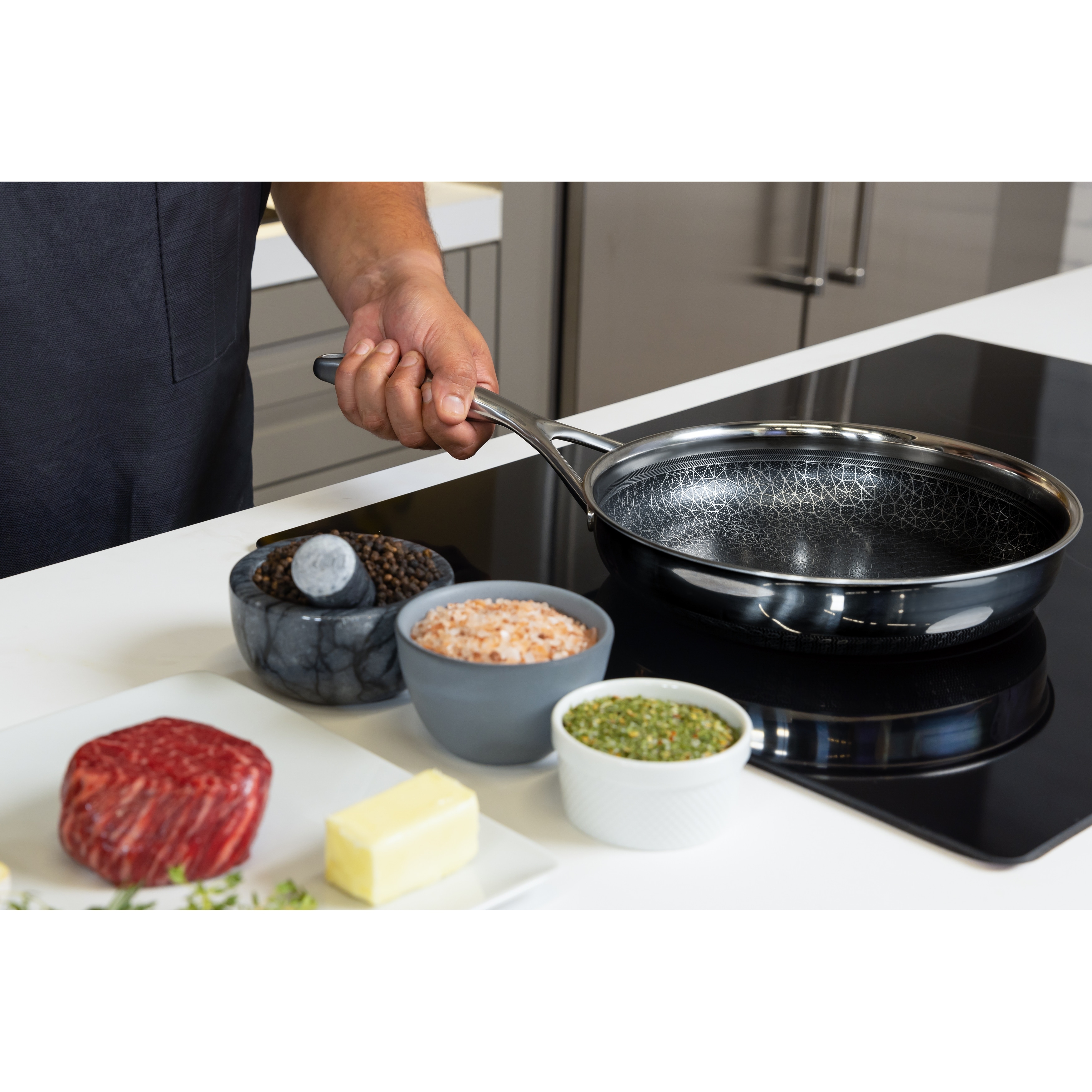 DiamondClad by Livwell Hybrid Nonstick Frying Pan Set with Tempered Glass  Lid, Dishwasher Safe, Cool Touch Handle, PFOA-free - On Sale - Bed Bath &  Beyond - 37916831