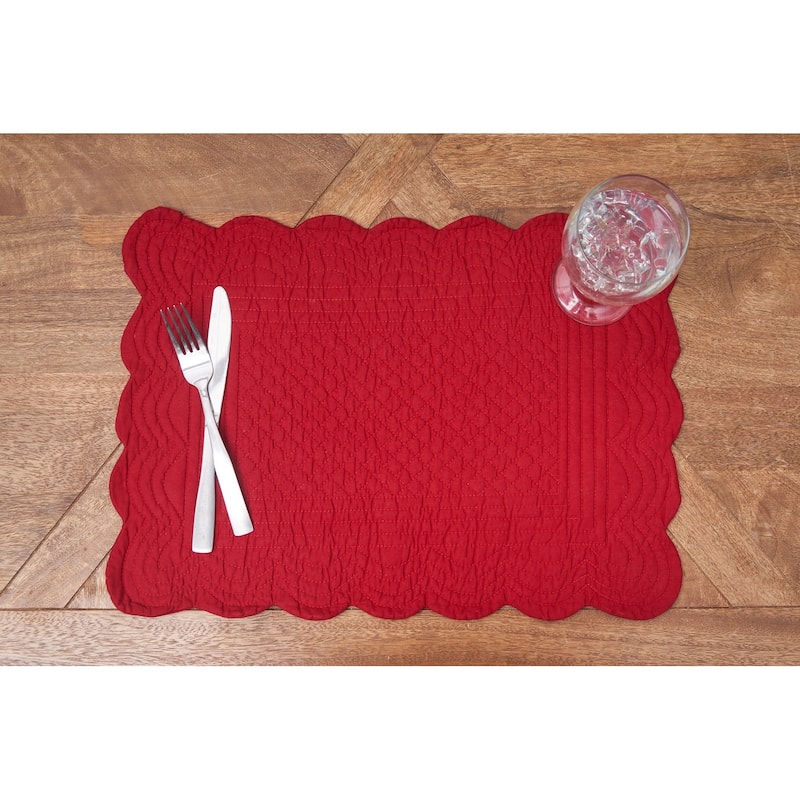 Red Quilted Scalloped Edge Dining Placemats Set of 6 All Seasons 4th Of July, 13" x 19"