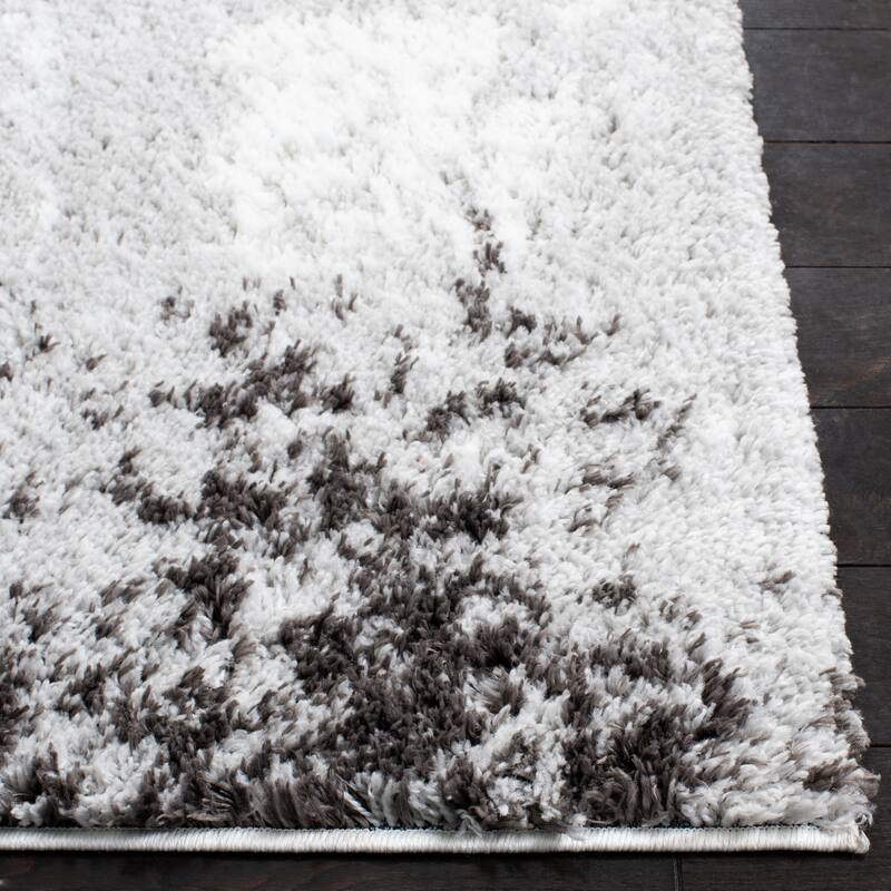 SAFAVIEH Berber Shag Anneli Modern 1.25-inch Thick Rug