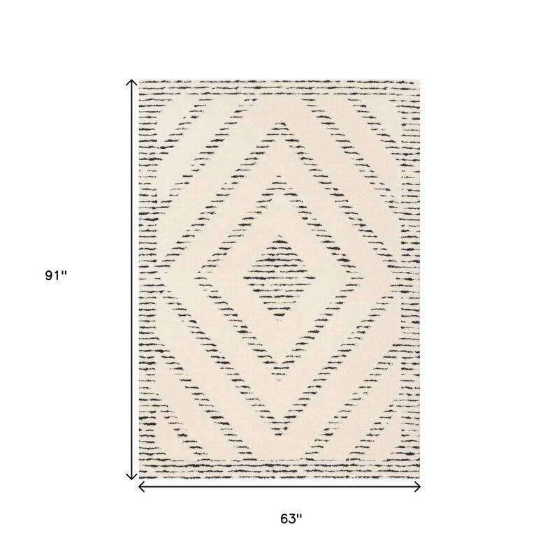 HomeRoots Geometric Modern Rectangle Area Rug - 5' X 8'