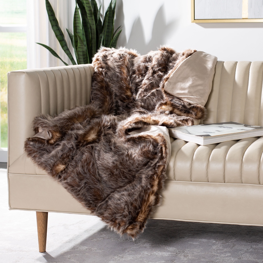 SAFAVIEH Dusty Fur Grey 50 x 60-inch Throw Blanket