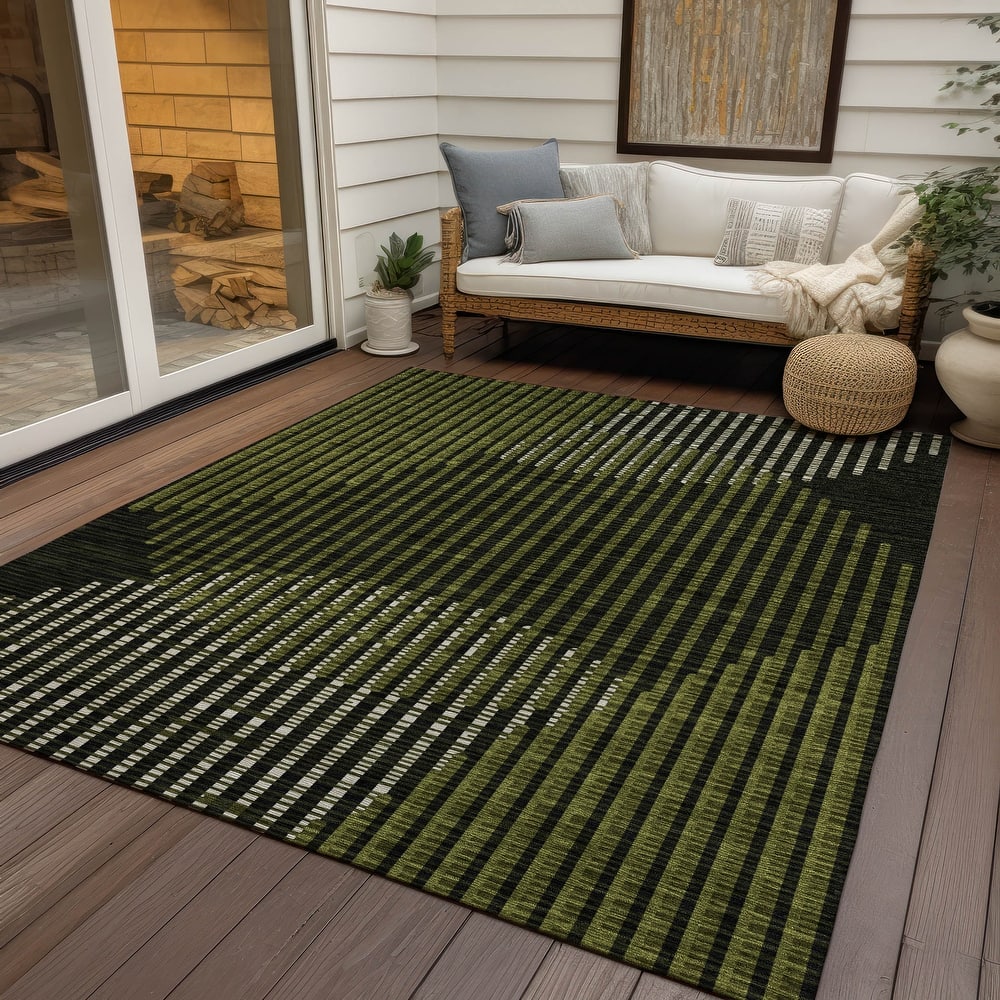 Machine Washable Indoor/ Outdoor Abstract Stripe Chantille Rug