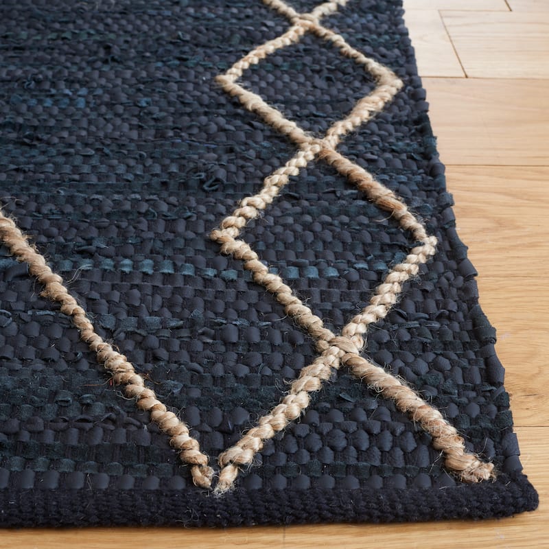 SAFAVIEH Handmade Vintage Leather Gidget Modern Rug