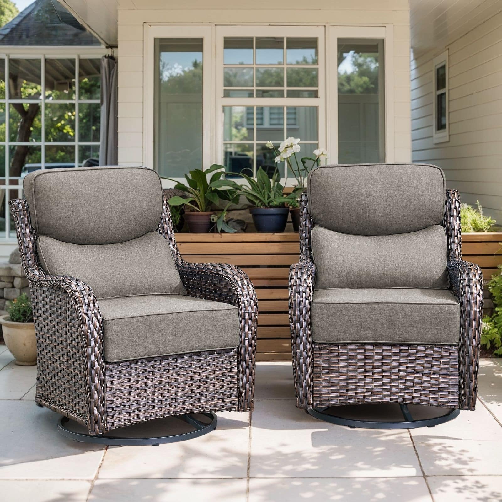 Option Brown Wicker/ Grey Cushion