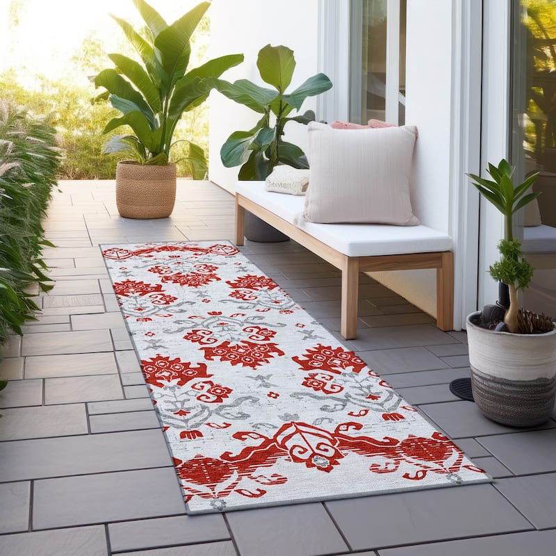 Machine Washable Indoor/ Outdoor Chantille Medallion Damask Rug - Red - 2'3" x 7'6"
