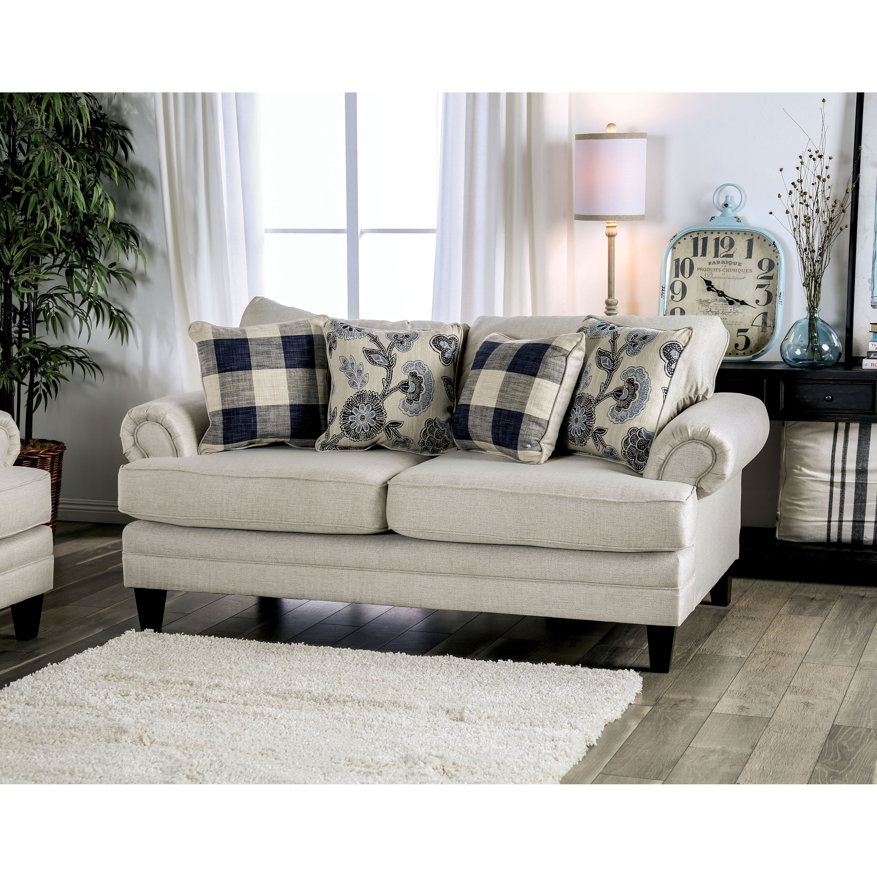 Furniture of America Stormy Thistle Farmhouse Ivory Fabric Upholstered Loveseat