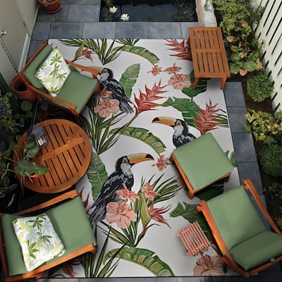 Gelato Toucans Green- Ivory Indoor/ Outdoor Area Rug