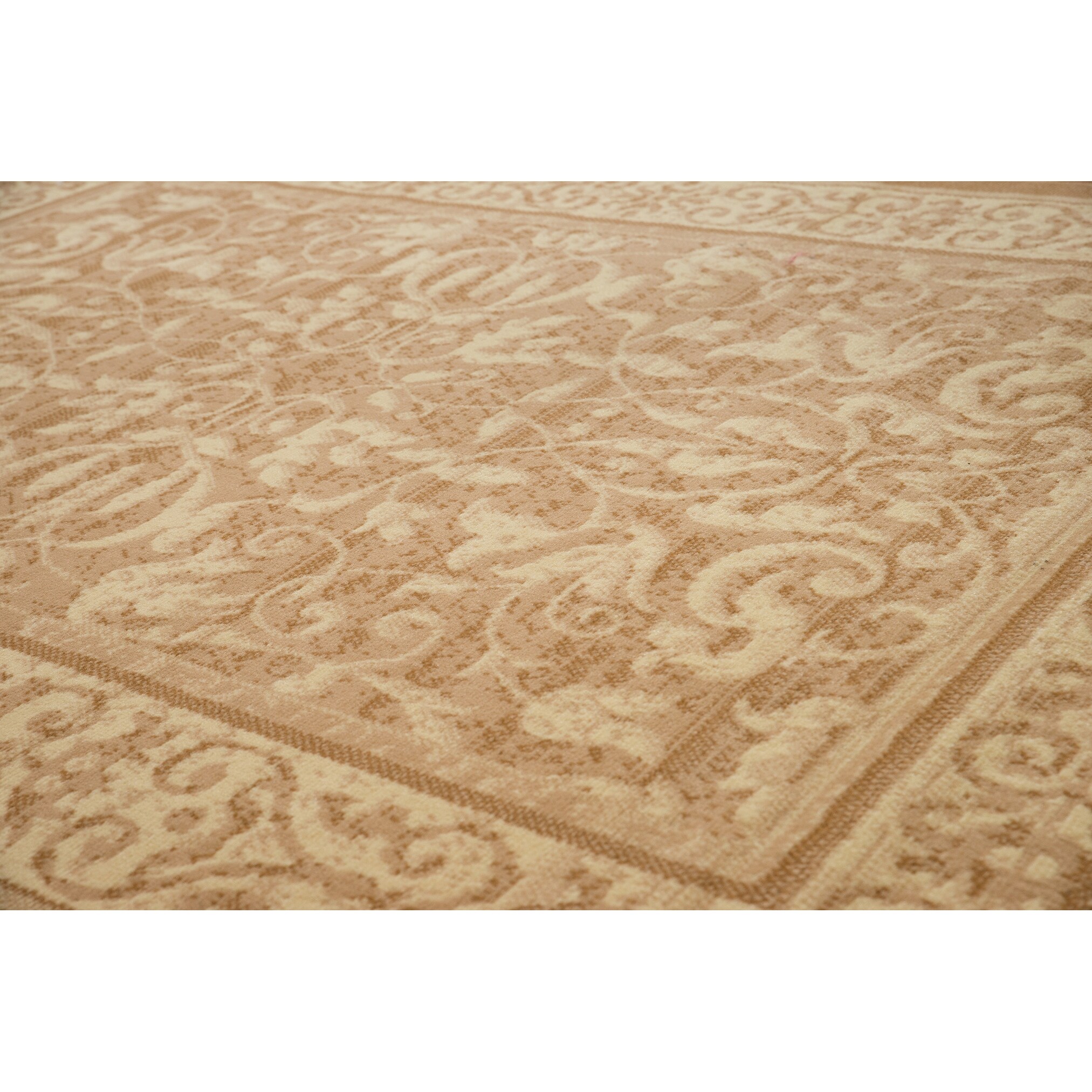 https://ak1.ostkcdn.com/images/products/is/images/direct/daa4df43f7f3942d752903640a6f09600c3ef86b/Westfield-Home-Montclaire-Genevieve-Traditional-Area-Rug.jpg