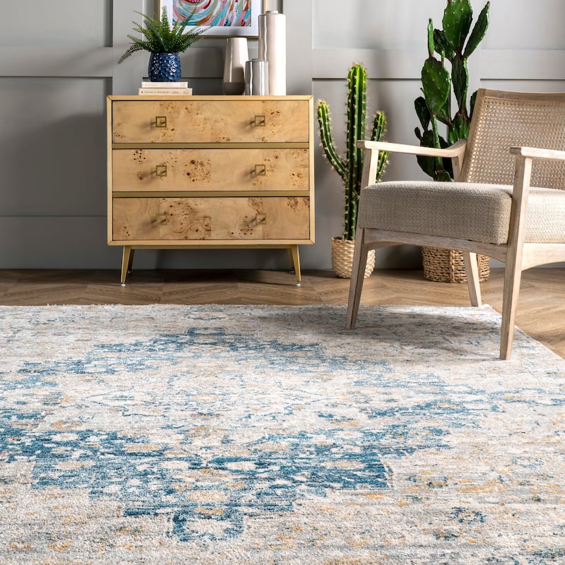 Nuloom Diana Medallion Vintage Area Rug
