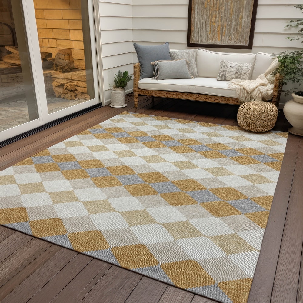 Machine Washable Indoor/ Outdoor Modern Mosaic Chantille Rug