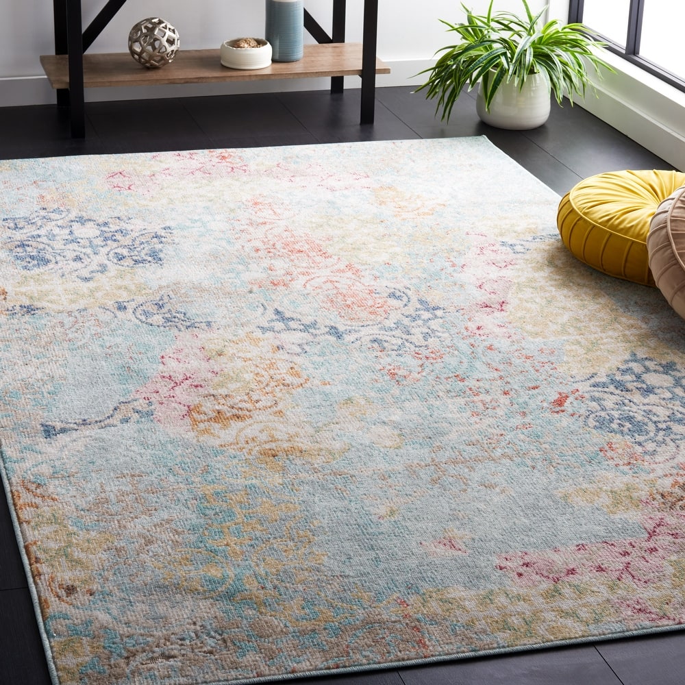 SAFAVIEH Phoenix Daisye Boho Distressed Rug