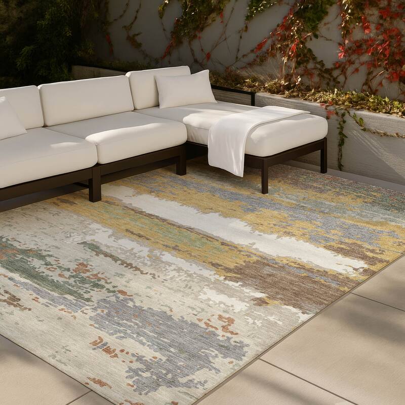 Machine Washable Indoor/ Outdoor Modern Buena Chantille Rug