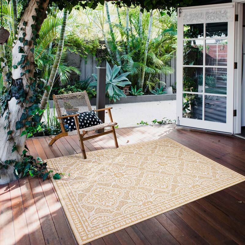 ECARPETGALLERY Veranda Traditional Indoor/ Outdoor Rug