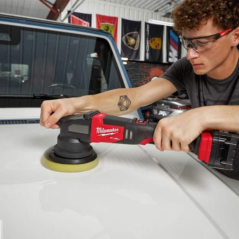 Milwaukee M18 FUEL 15mm Random Orbital Polisher