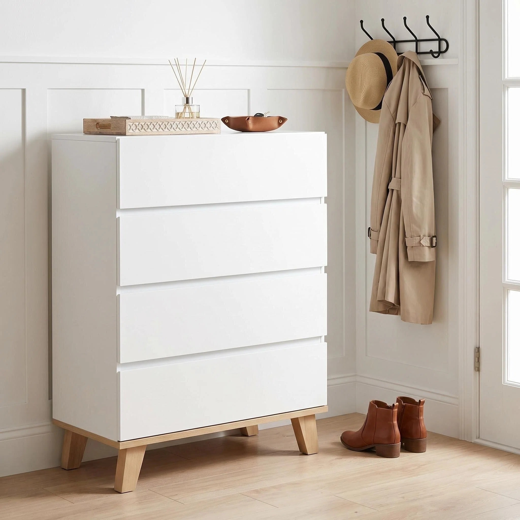 4 Drawer White Dresser, Handle-Free Modern Storage Chest with Solid Natural Wood Legs, Minimalist Drawer Cabinet