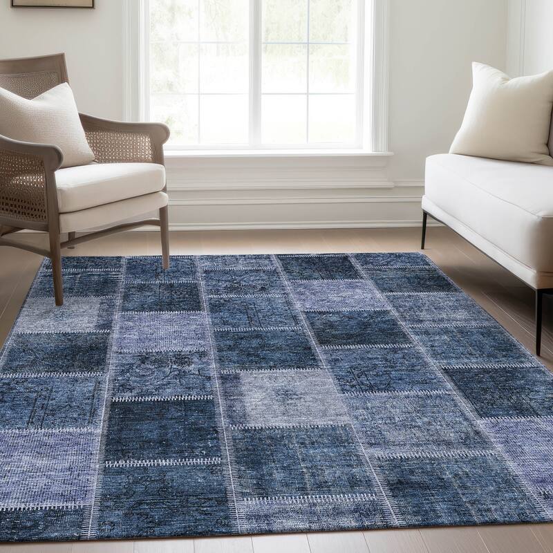 Machine Washable Indoor/ Outdoor Chantille Traditional Patchwork Rug