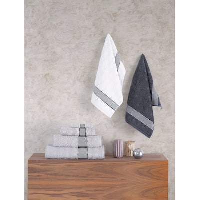 Brooks Brothers Circle in Square Bath Towel