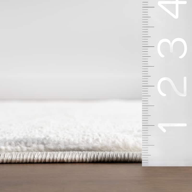 Nuloom Zia Geometric Indoor/Outdoor Rug