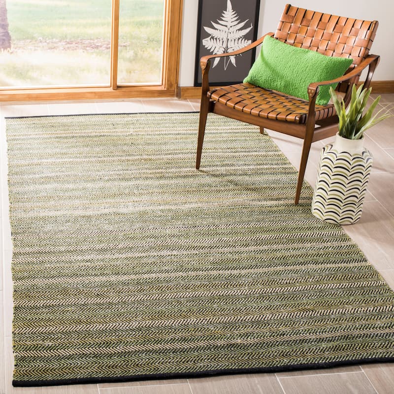 SAFAVIEH Handmade Striped Kilim Jenelle Stripe Wool Rug - 4' x 6' - Green