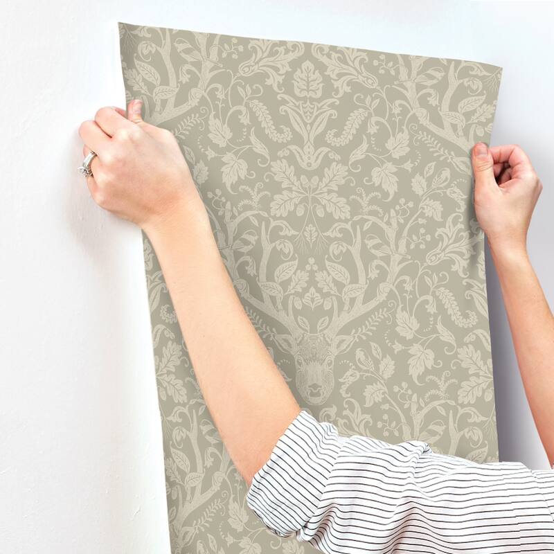 Chesapeake Kiwassa Sage Antler Damask Wallpaper