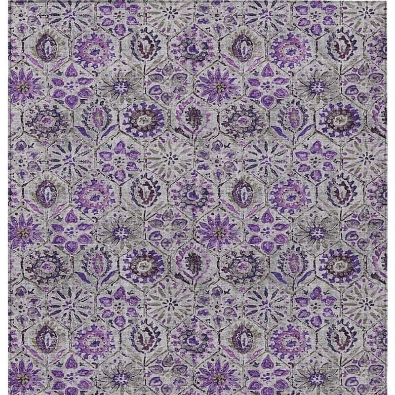 HomeRoots Floral Transitional Rectangle Outdoor Rug
