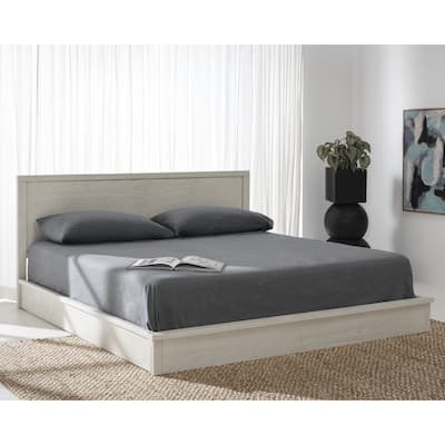 SAFAVIEH Couture Emmanuella Bed
