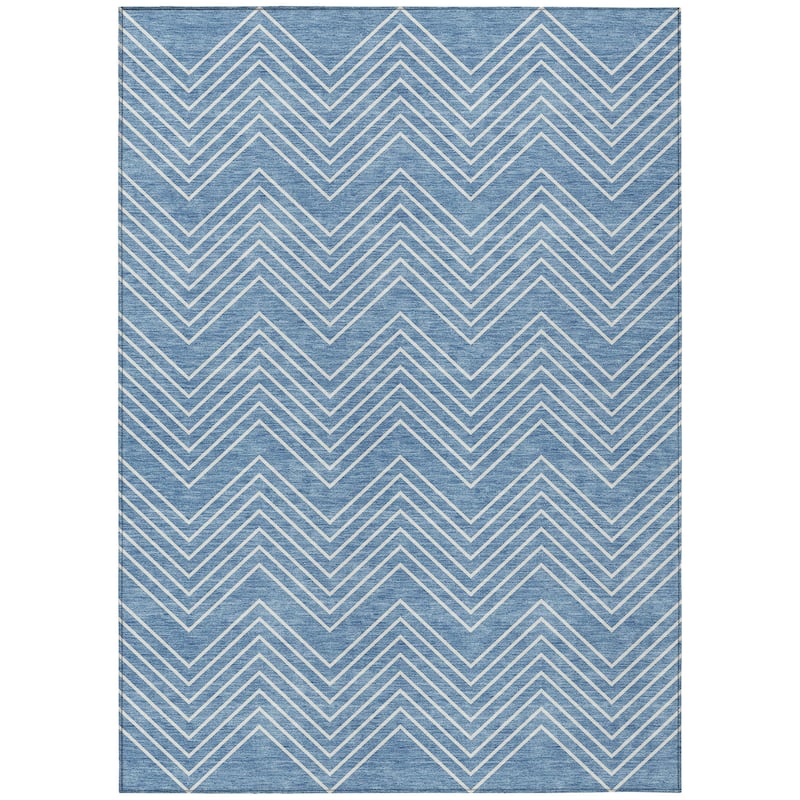 Machine Washable Indoor/ Outdoor Modern Chevron Chantille Rug
